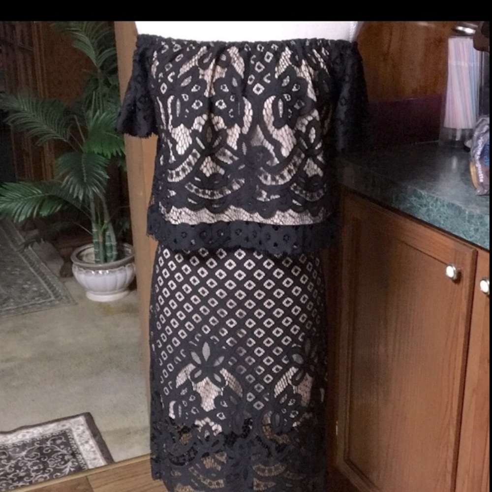 SOLD NWT 2 piece Battenberg Lace Skirt Top Dress FIRM - Picture 8 of 8